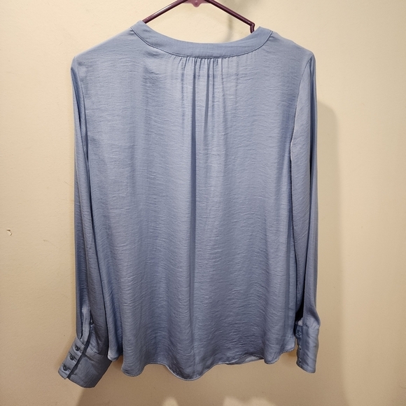 Maison D' Amelie Long Sleeve Pullover V Neck Blouse size M - Picture 2 of 13